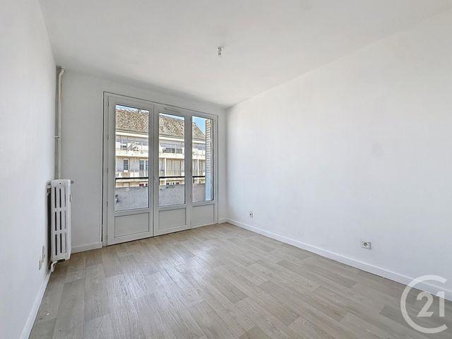 Appartement F5 &agrave; vendre - 5 pi&egrave;ces - 83,86 m2 - Troyes - 10 - CHAMPAGNE-ARDENNE