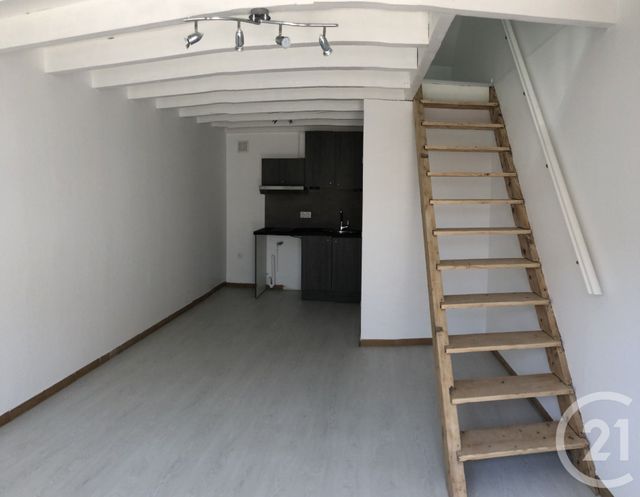 Appartement Duplex &agrave; louer - 2 pi&egrave;ces - 26,58 m2 - Troyes - 10 - CHAMPAGNE-ARDENNE