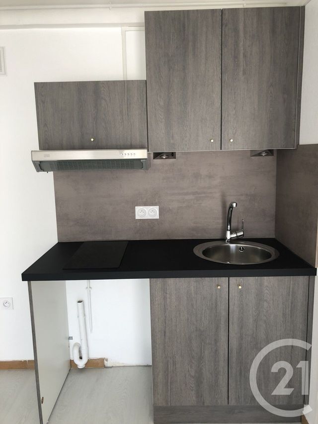 Appartement Duplex &agrave; louer - 2 pi&egrave;ces - 26,58 m2 - Troyes - 10 - CHAMPAGNE-ARDENNE
