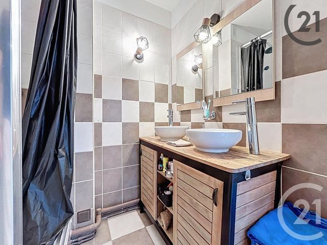 Appartement F4 &agrave; vendre - 4 pi&egrave;ces - 65,21 m2 - Troyes - 10 - CHAMPAGNE-ARDENNE