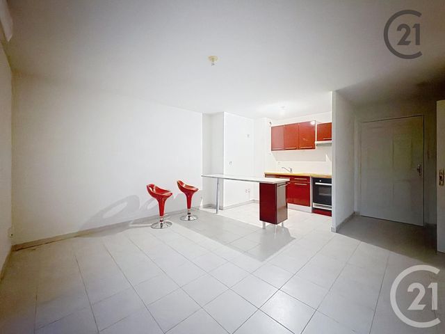 Appartement T2 à louer STE SAVINE