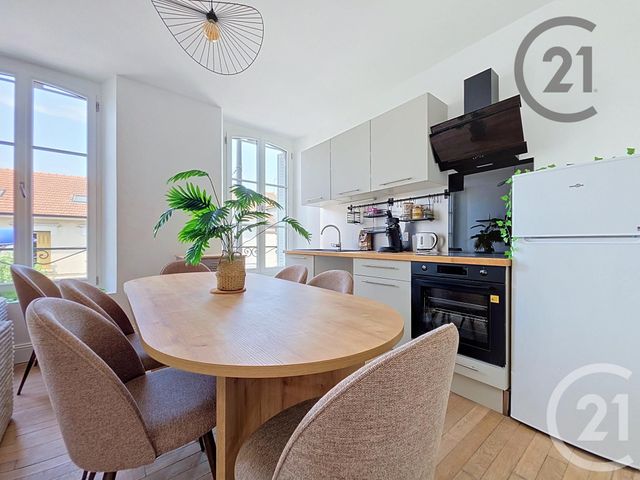 Appartement F5 &agrave; vendre - 5 pi&egrave;ces - 85,62 m2 - Ste Savine - 10 - CHAMPAGNE-ARDENNE