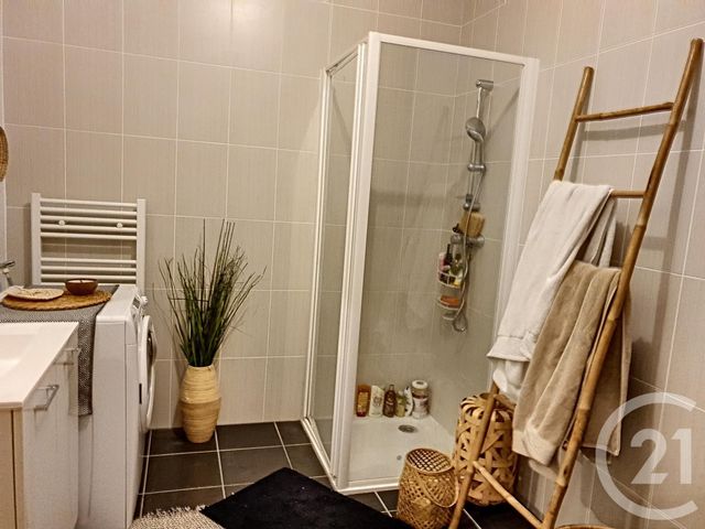 Appartement F3 &agrave; louer - 3 pi&egrave;ces - 67,80 m2 - Troyes - 10 - CHAMPAGNE-ARDENNE