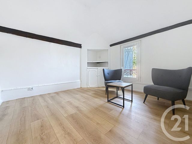 Appartement F2 à louer STE SAVINE