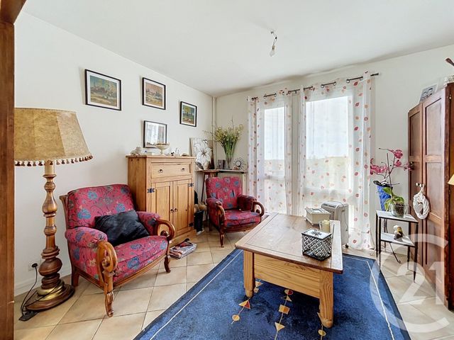 Appartement T4 &agrave; vendre - 4 pi&egrave;ces - 70 m2 - Romilly Sur Seine - 10 - CHAMPAGNE-ARDENNE