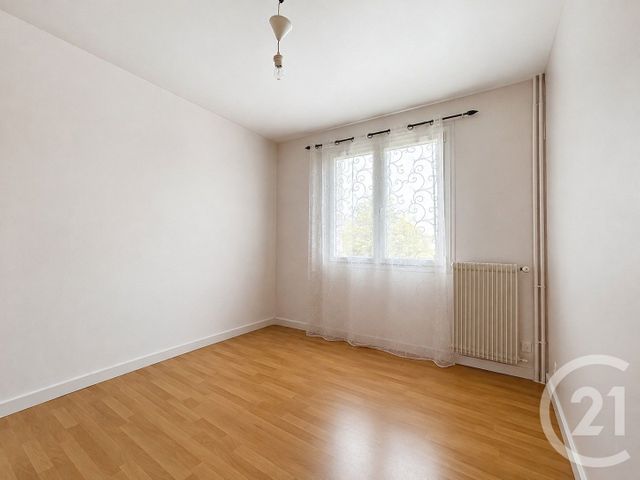 Appartement T4 &agrave; vendre - 4 pi&egrave;ces - 70 m2 - Romilly Sur Seine - 10 - CHAMPAGNE-ARDENNE