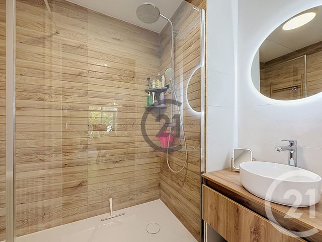 Appartement &agrave; vendre - 4 pi&egrave;ces - 75,02 m2 - St Andre Les Vergers - 10 - CHAMPAGNE-ARDENNE