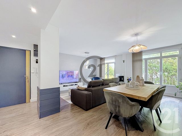 Appartement &agrave; vendre - 4 pi&egrave;ces - 75,02 m2 - St Andre Les Vergers - 10 - CHAMPAGNE-ARDENNE