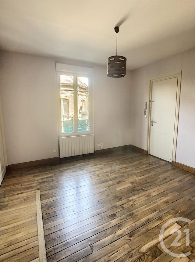 Appartement F1 &agrave; louer - 1 pi&egrave;ce - 26 m2 - Troyes - 10 - CHAMPAGNE-ARDENNE