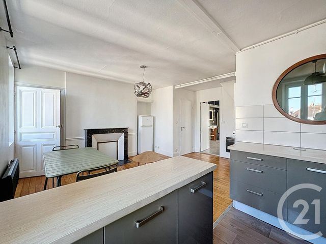 Appartement F2 &agrave; louer - 2 pi&egrave;ces - 43 m2 - Troyes - 10 - CHAMPAGNE-ARDENNE