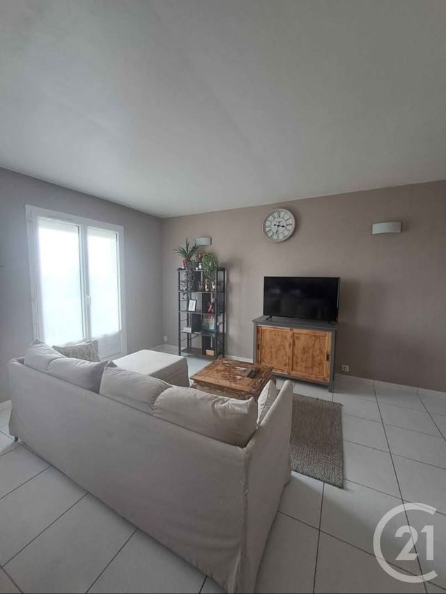 Appartement F3 à louer LA CHAPELLE ST LUC