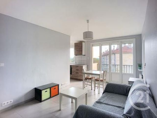 Appartement F2 &agrave; louer - 2 pi&egrave;ces - 42,30 m2 - Troyes - 10 - CHAMPAGNE-ARDENNE