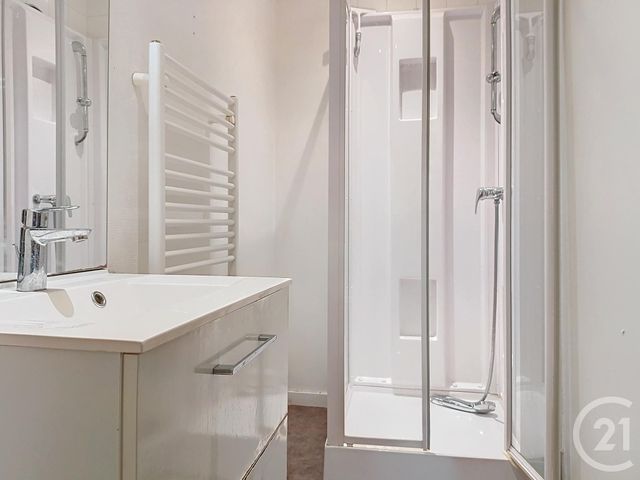 Appartement F3 &agrave; louer - 3 pi&egrave;ces - 48,27 m2 - Ste Savine - 10 - CHAMPAGNE-ARDENNE