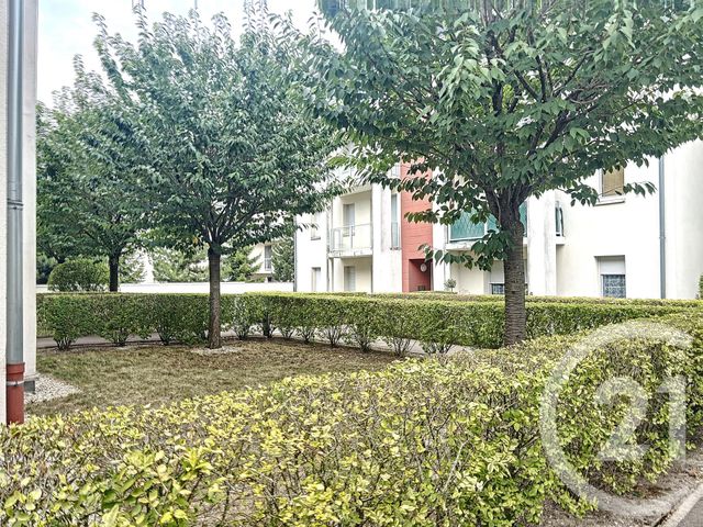 Appartement F3 &agrave; louer - 3 pi&egrave;ces - 65 m2 - Troyes - 10 - CHAMPAGNE-ARDENNE