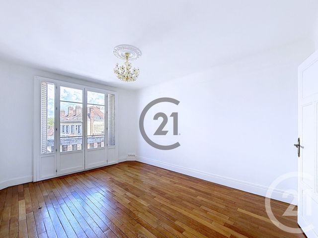 Appartement T4 &agrave; louer - 4 pi&egrave;ces - 75 m2 - Troyes - 10 - CHAMPAGNE-ARDENNE