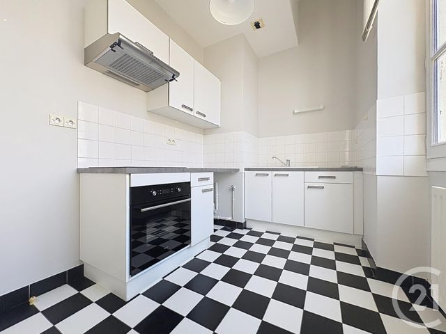 Appartement F2 &agrave; louer - 2 pi&egrave;ces - 55,80 m2 - Troyes - 10 - CHAMPAGNE-ARDENNE