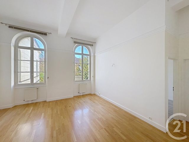 Appartement F2 &agrave; louer - 2 pi&egrave;ces - 55,80 m2 - Troyes - 10 - CHAMPAGNE-ARDENNE