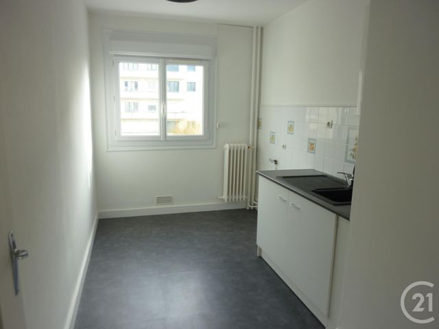 Appartement &agrave; louer - 3 pi&egrave;ces - 56,03 m2 - Troyes - 10 - CHAMPAGNE-ARDENNE