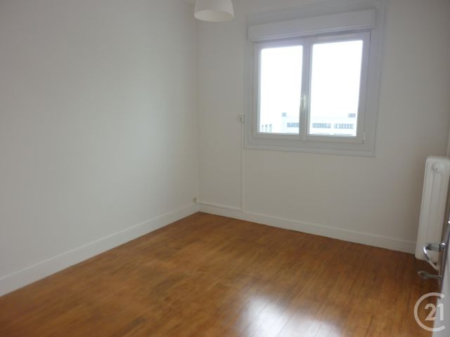 Appartement &agrave; louer - 3 pi&egrave;ces - 56,03 m2 - Troyes - 10 - CHAMPAGNE-ARDENNE