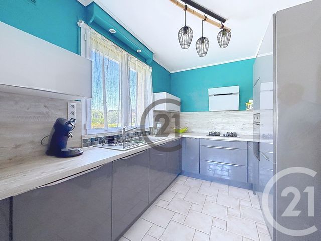 Maison &agrave; vendre - 6 pi&egrave;ces - 125 m2 - St Julien Les Villas - 10 - CHAMPAGNE-ARDENNE