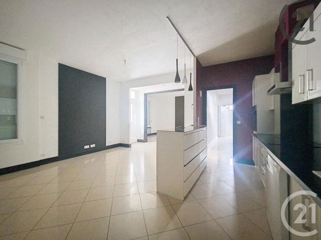 Maison &agrave; louer - 5 pi&egrave;ces - 115 m2 - Troyes - 10 - CHAMPAGNE-ARDENNE