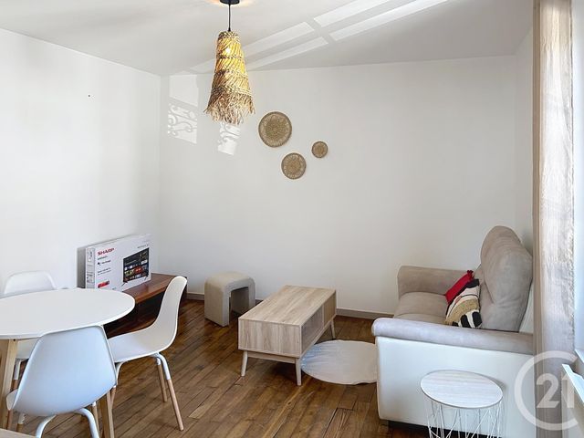 Appartement F3 &agrave; louer - 3 pi&egrave;ces - 55,52 m2 - Ste Savine - 10 - CHAMPAGNE-ARDENNE