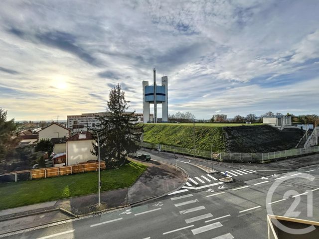 Appartement F3 &agrave; louer - 3 pi&egrave;ces - 66,50 m2 - Troyes - 10 - CHAMPAGNE-ARDENNE