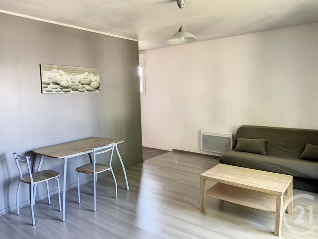 Appartement F1 &agrave; louer - 1 pi&egrave;ce - 32,20 m2 - Troyes - 10 - CHAMPAGNE-ARDENNE