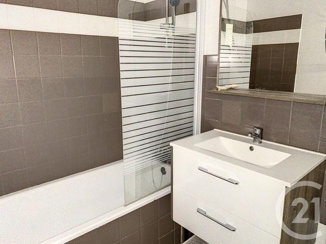 Appartement F1 &agrave; louer - 1 pi&egrave;ce - 32,20 m2 - Troyes - 10 - CHAMPAGNE-ARDENNE
