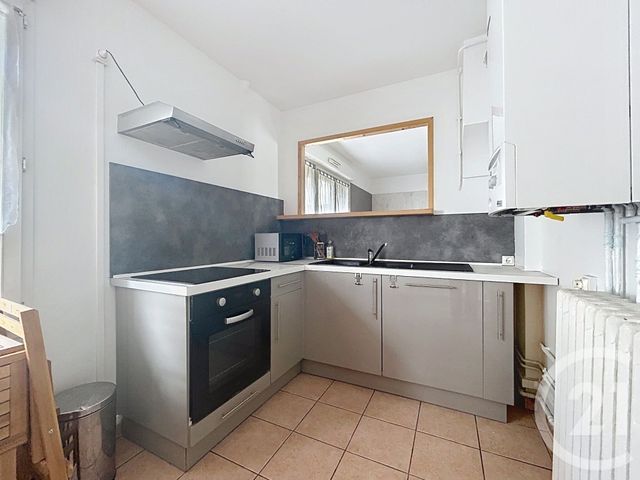 Appartement F3 &agrave; louer - 3 pi&egrave;ces - 60,04 m2 - Troyes - 10 - CHAMPAGNE-ARDENNE