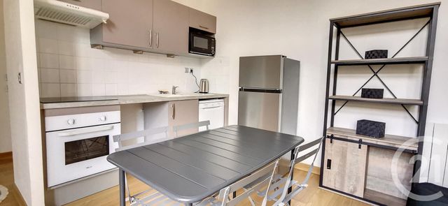 Appartement F2 &agrave; louer - 2 pi&egrave;ces - 43 m2 - Troyes - 10 - CHAMPAGNE-ARDENNE