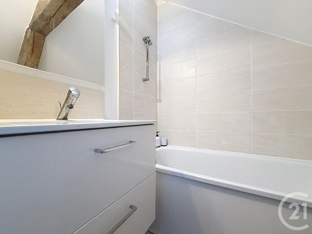 Appartement T6 &agrave; louer - 6 pi&egrave;ces - 117,89 m2 - Troyes - 10 - CHAMPAGNE-ARDENNE
