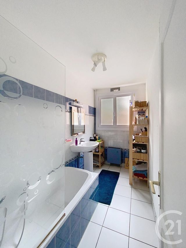 Appartement F4 à vendre - 4 pièces - 80 m2 - St Clement - 89 - BOURGOGNE