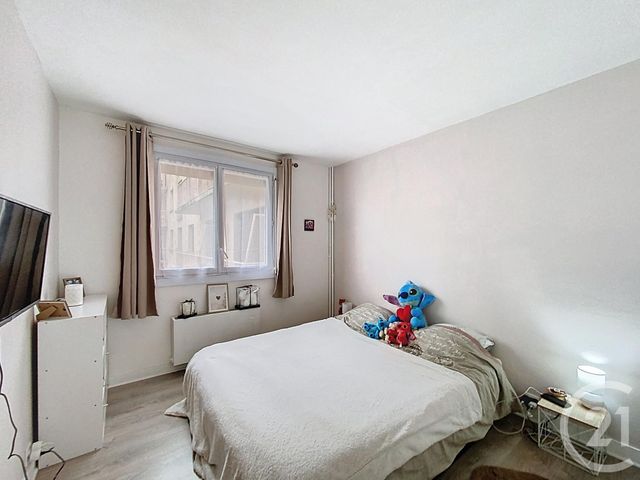 Appartement F4 à vendre - 4 pièces - 80 m2 - St Clement - 89 - BOURGOGNE