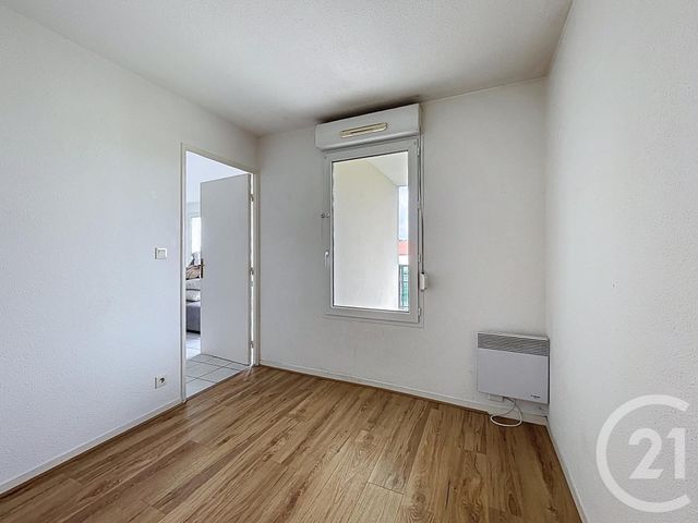 Afficher la photo en grand Appartement F3 à vendre - 2 pièces - 52 m2 - Sens - 89 - BOURGOGNE