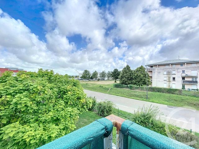Afficher la photo en grand Appartement F3 à vendre - 2 pièces - 52 m2 - Sens - 89 - BOURGOGNE