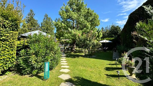 Maison à vendre - 5 pièces - 219 m2 - Malay Le Grand - 89 - BOURGOGNE