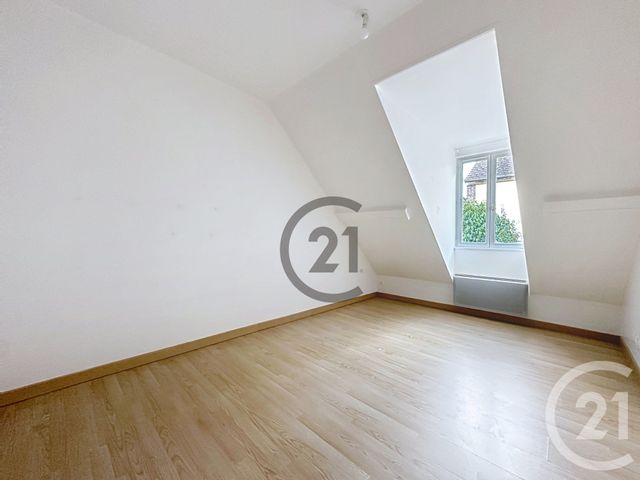 Maison &agrave; louer - 4 pi&egrave;ces - 68 m2 - Sens - 89 - BOURGOGNE