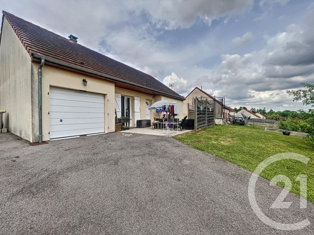 Maison &agrave; louer - 5 pi&egrave;ces - 90,55 m2 - Nailly - 89 - BOURGOGNE