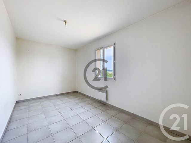 Maison &agrave; louer - 5 pi&egrave;ces - 90,55 m2 - Nailly - 89 - BOURGOGNE