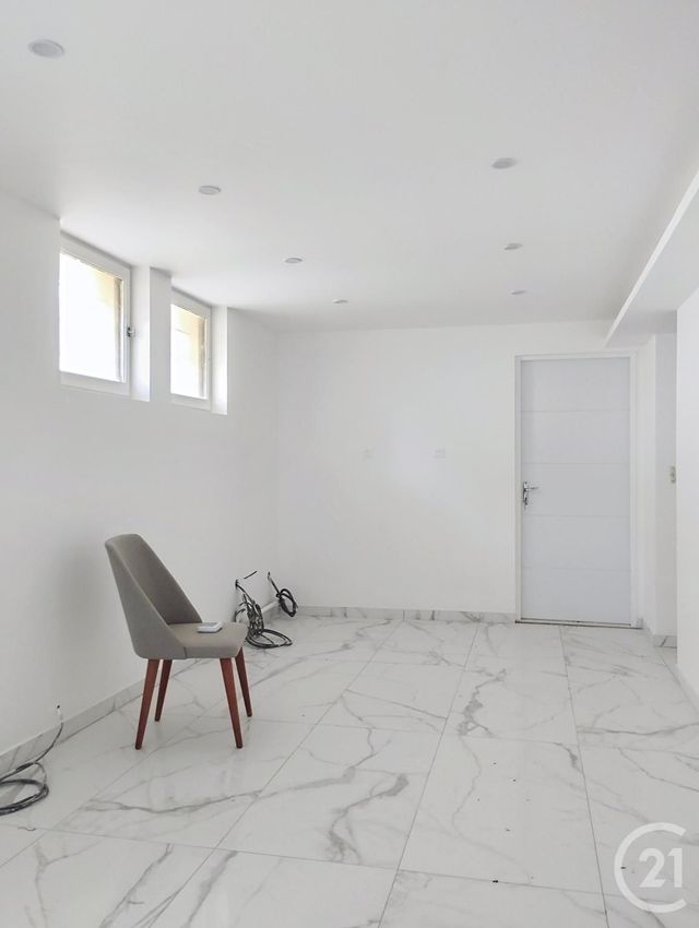 Maison à vendre - 5 pièces - 136 m2 - Sens - 89 - BOURGOGNE