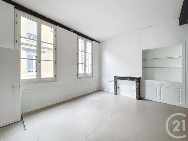 Appartement F6 à vendre - 6 pièces - 146 m2 - Sens - 89 - BOURGOGNE