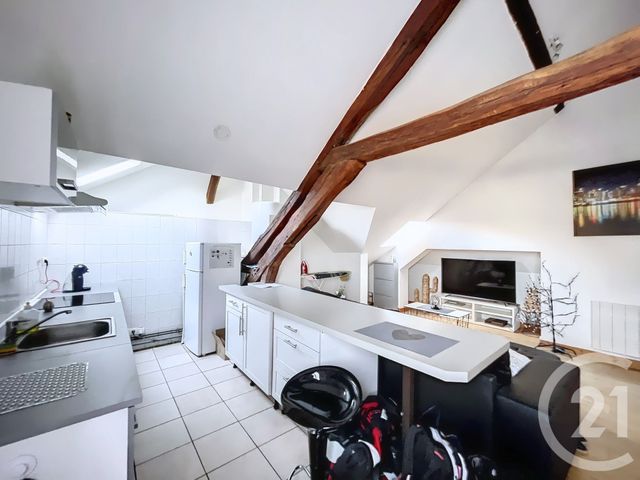 Afficher la photo en grand Appartement F3 à vendre - 3 pièces - 49,12 m2 - Sens - 89 - BOURGOGNE