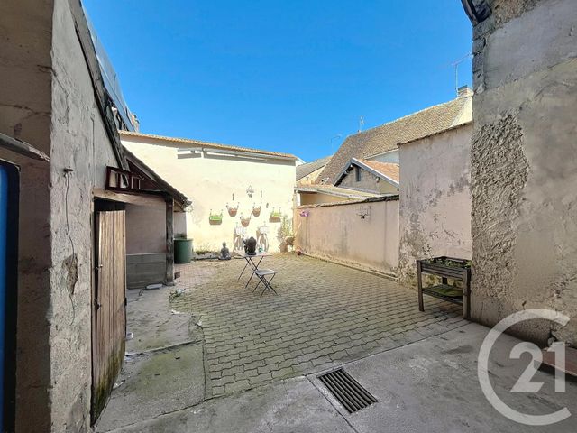 Maison à vendre - 6 pièces - 155,85 m2 - Villeneuve Sur Yonne - 89 - BOURGOGNE