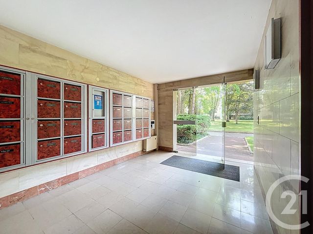 Afficher la photo en grand Appartement T1 à vendre - 1 pièce - 30,39 m2 - Sens - 89 - BOURGOGNE