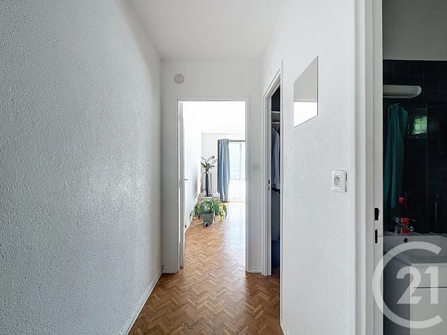 Afficher la photo en grand Appartement T1 à vendre - 1 pièce - 30,39 m2 - Sens - 89 - BOURGOGNE