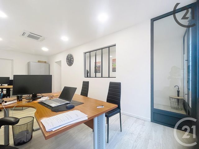 Commerce à louer - 29 m2 - 89 - BOURGOGNE