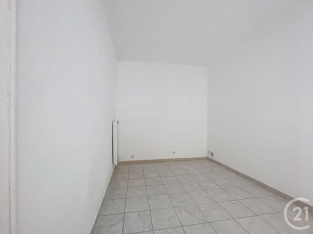 Afficher la photo en grand Appartement F2 à vendre - 2 pièces - 50,39 m2 - Sens - 89 - BOURGOGNE