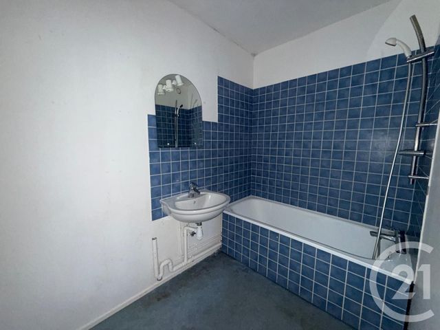 Appartement F3 &agrave; vendre - 3 pi&egrave;ces - 67,10 m2 - Sens - 89 - BOURGOGNE