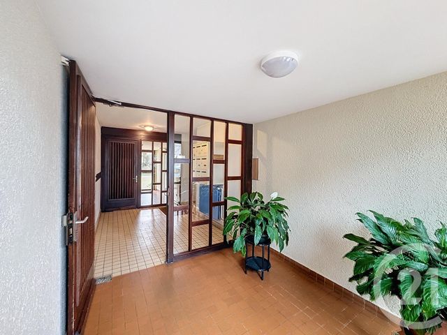 Appartement F3 à vendre - 3 pièces - 67,89 m2 - Sens - 89 - BOURGOGNE